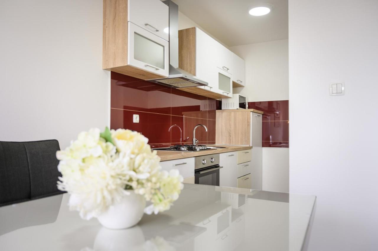Apartment Tina Ploce  Kültér fotó