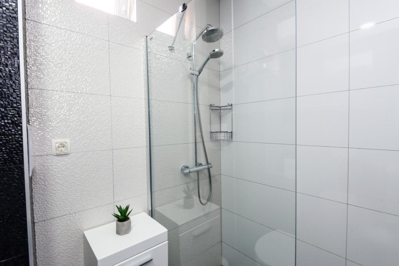 Apartment Tina Ploce  Kültér fotó